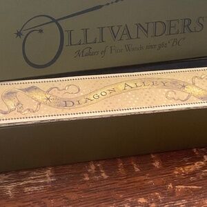Harry Potter Wand  from Universal Studios  Disney NWT